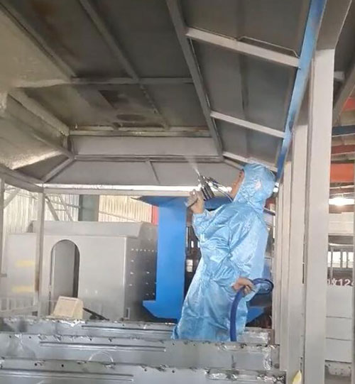 聚氨酯噴涂機 車廂頂棚保溫隔熱(圖5) 車廂頂棚保溫隔熱聚氨酯噴涂發(fā)泡